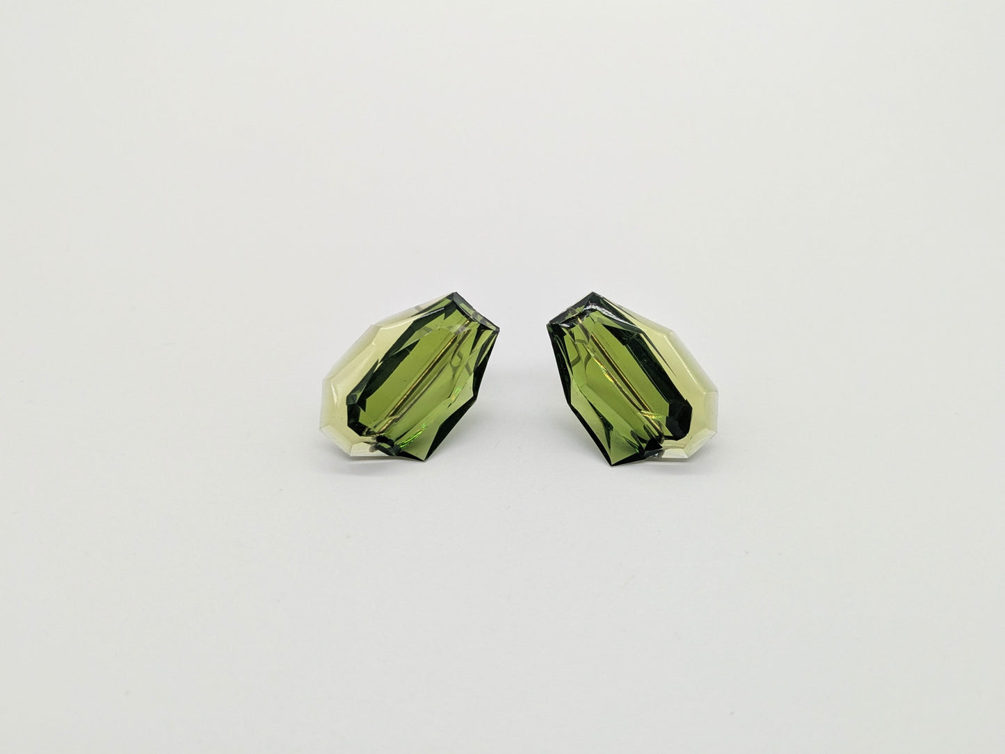 Hydrangea Studs