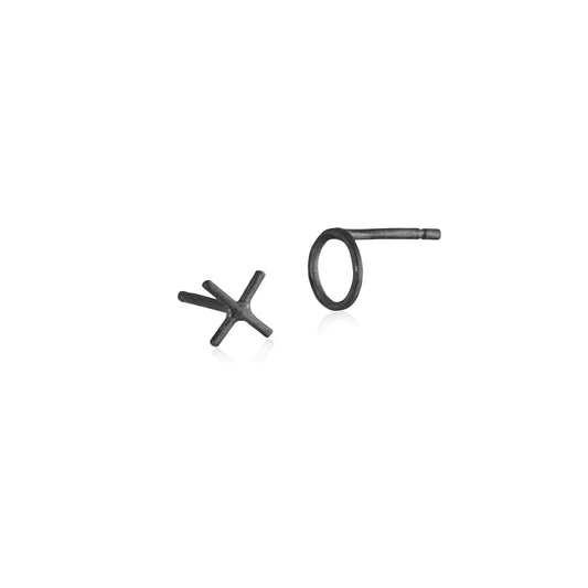 Simple Studs - Noughts & Crosses (Oxidised)