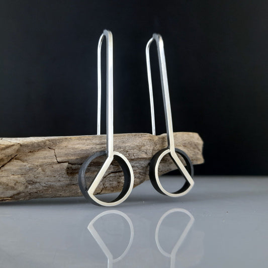 Outline Earrings - Circle Hook