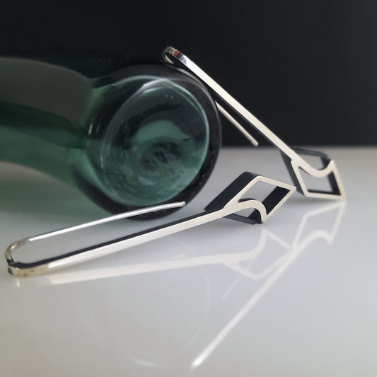 Outline Earrings - Diamond Hook
