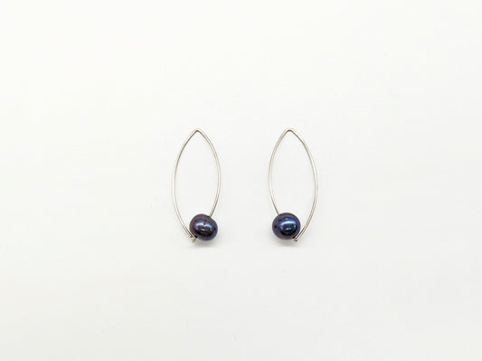 Black Freshwater Pearl Earrings - Small