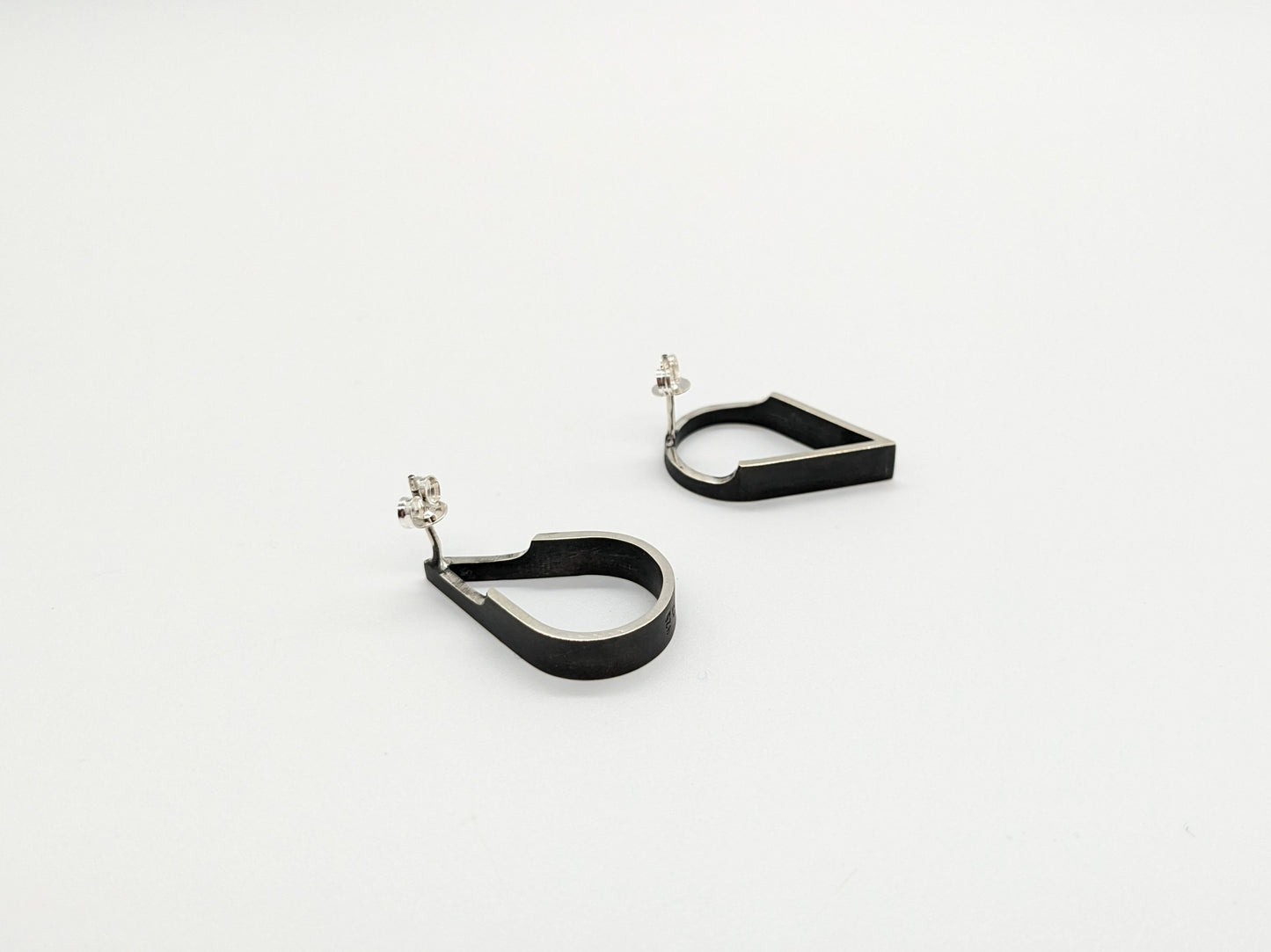 Outline Earrings - Teardrop