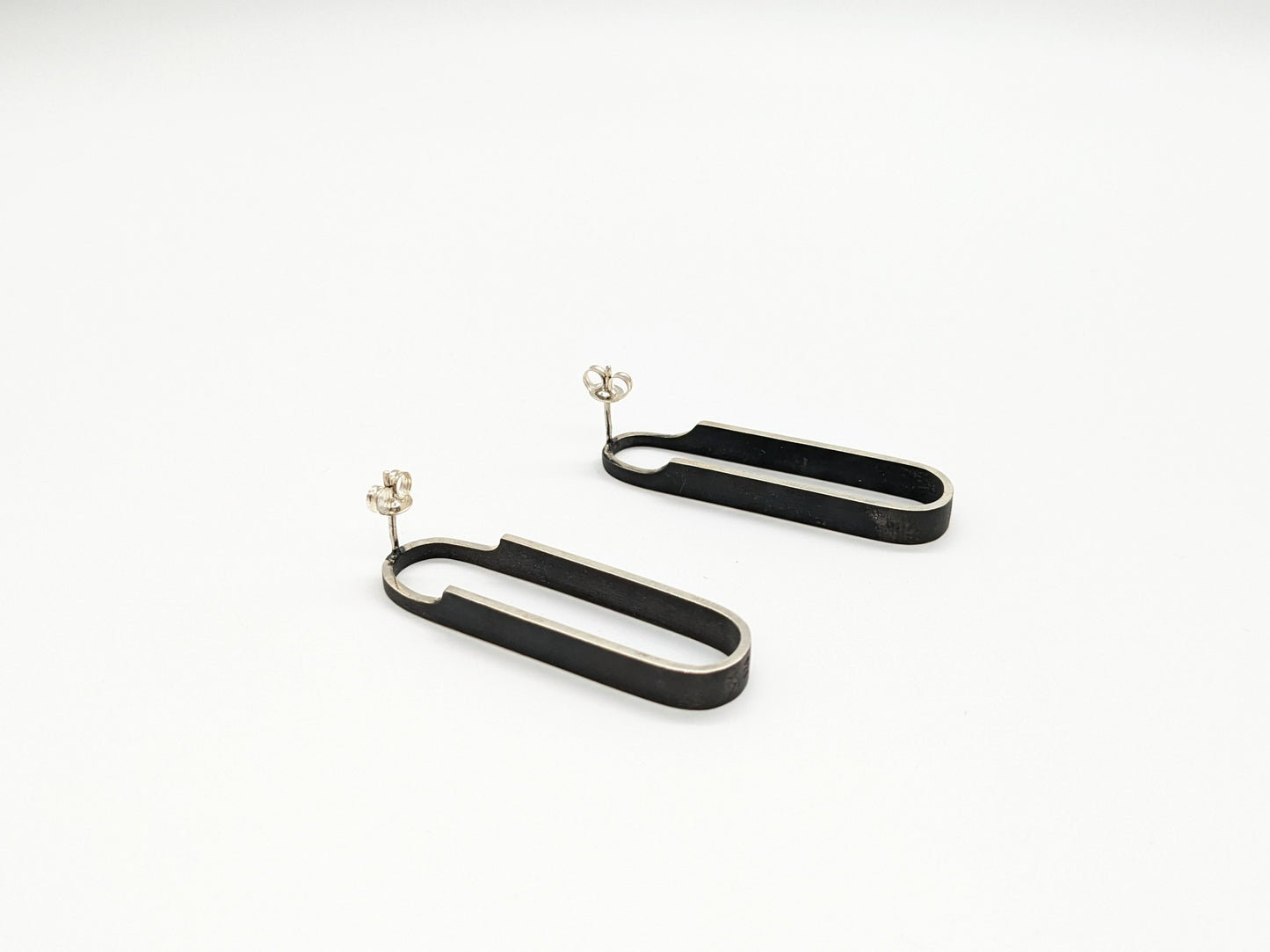 Outline Earrings - Long Oval