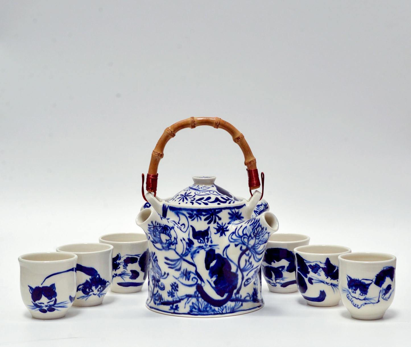 Rude But Lucky Tea Set - Datsun Tran