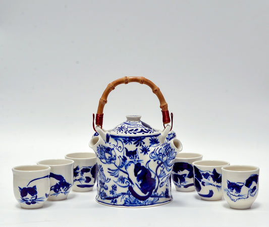 Rude But Lucky Tea Set - Datsun Tran
