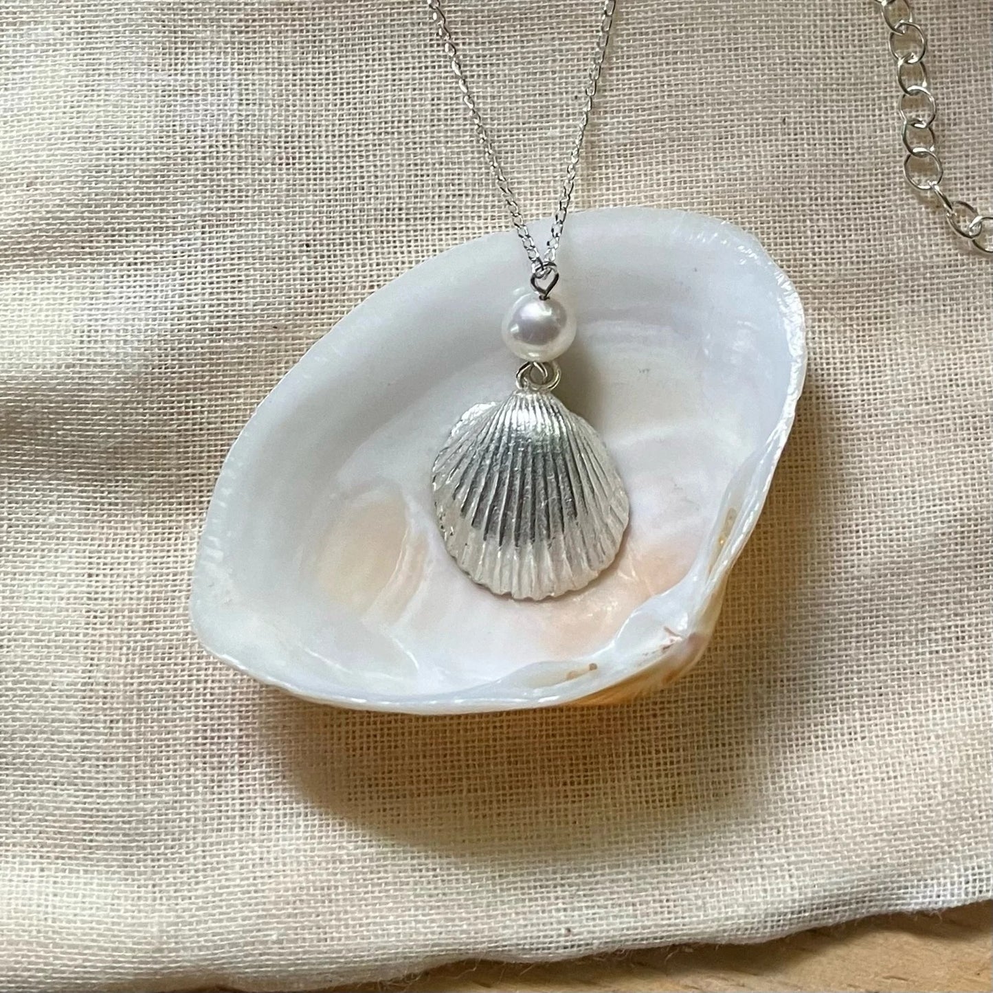 Sterling Silver Shell with Pearl Necklace