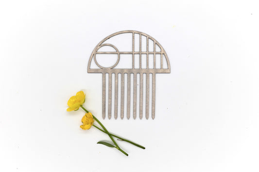 The Detailed Hair Comb