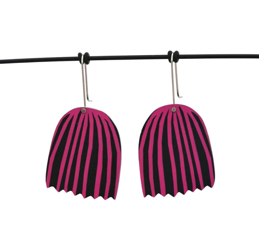 Mabel's Garden - Pink & Black Bell Flower - Shepherd's Hook Earrings